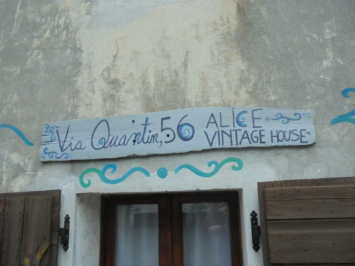 Homestay Alice Vintage House Hotel Ponte nell'Alpi